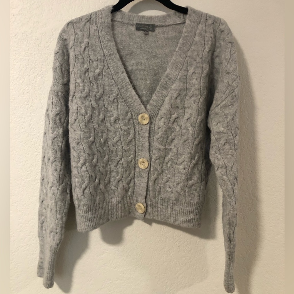 Slouchy Cable Knit Sweater Cardigan